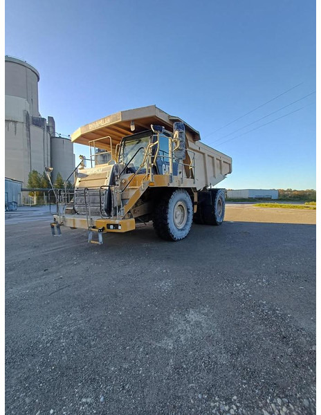 Caterpillar 775F - Kiper: slika 1 Caterpillar 775F - Kiper: slika 1