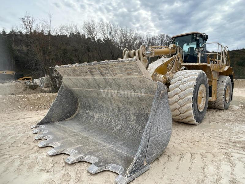 Utovarivač točkaš Caterpillar 988H: slika 1