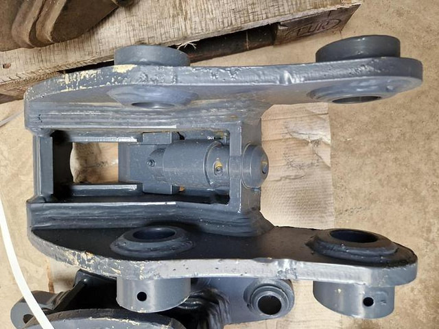 Volvo EC35D - Građevinska mašina: slika 2 Volvo EC35D - Građevinska mašina: slika 2