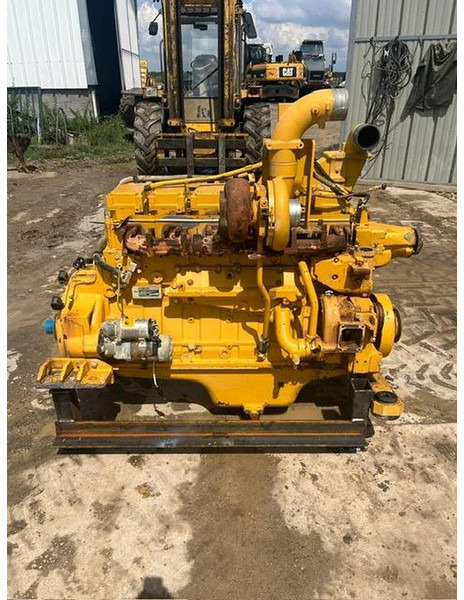 Komatsu SAA6D140E-2 Komatsu engine HD325 - Motor: slika 1 Komatsu SAA6D140E-2 Komatsu engine HD325 - Motor: slika 1