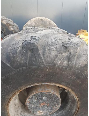 Michelin 18R19.5XF - Gume i felne: slika 5 Michelin 18R19.5XF - Gume i felne: slika 5