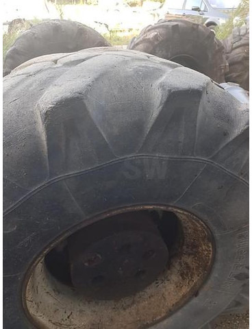 Michelin 18R19.5XF - Gume i felne: slika 1 Michelin 18R19.5XF - Gume i felne: slika 1
