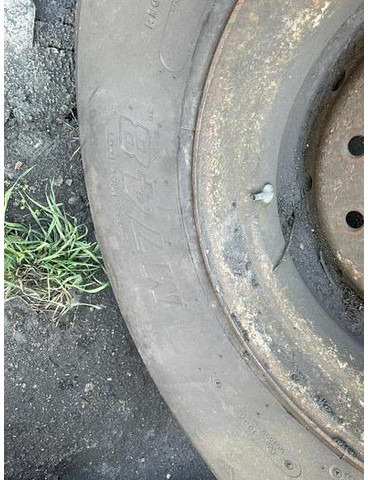 ROUE BRIDGESTONE 65R22.5 M748 - Gume i felne: slika 5 ROUE BRIDGESTONE 65R22.5 M748 - Gume i felne: slika 5
