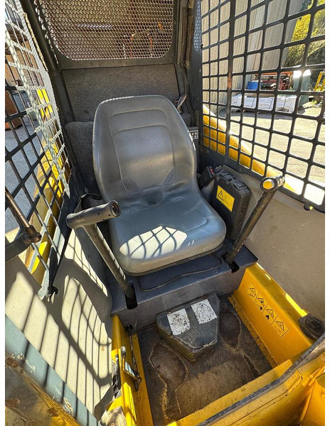 Gehl 1640 - Šumarska oprema: slika 4 Gehl 1640 - Šumarska oprema: slika 4