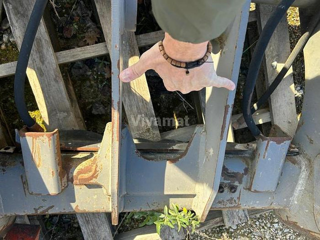 Volvo L120C/D/E/F/H L90C/D/E/F - Brza spojnica: slika 4 Volvo L120C/D/E/F/H L90C/D/E/F - Brza spojnica: slika 4