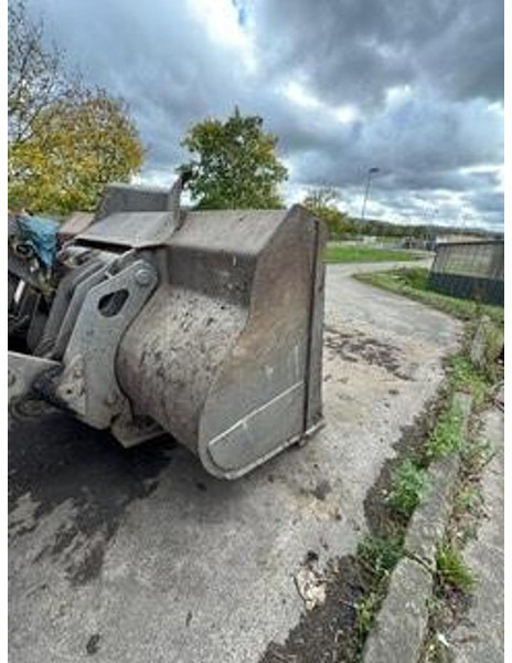 Volvo L150H - Utovarivač: slika 5 Volvo L150H - Utovarivač: slika 5