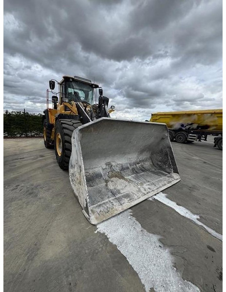 Volvo L150H - Utovarivač: slika 1 Volvo L150H - Utovarivač: slika 1
