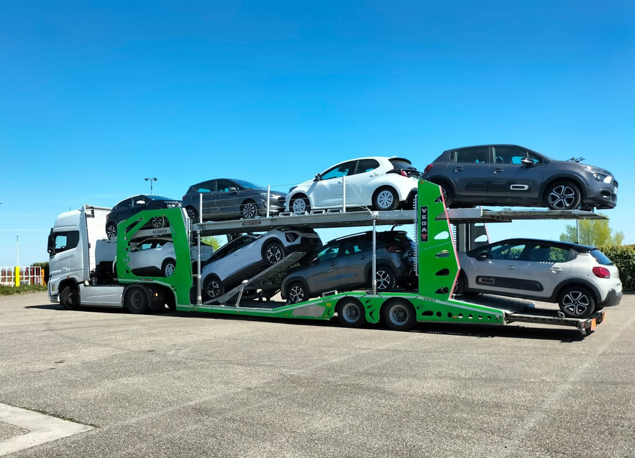Car Carrier - Poluprikolica za prevoz automobila: slika 2 Car Carrier - Poluprikolica za prevoz automobila: slika 2