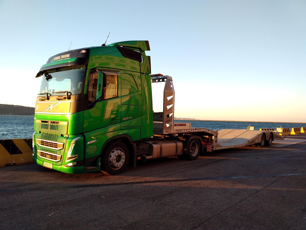 VEGA TRAILER ARLA TRUCK CARRIER - Poluprikolica za prevoz automobila: slika 4 VEGA TRAILER ARLA TRUCK CARRIER - Poluprikolica za prevoz automobila: slika 4