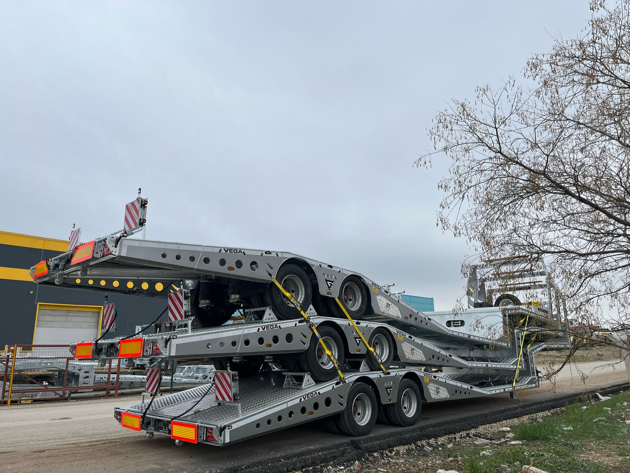 VEGA TRAILER ARLA TRUCK CARRIER - Poluprikolica za prevoz automobila: slika 5 VEGA TRAILER ARLA TRUCK CARRIER - Poluprikolica za prevoz automobila: slika 5