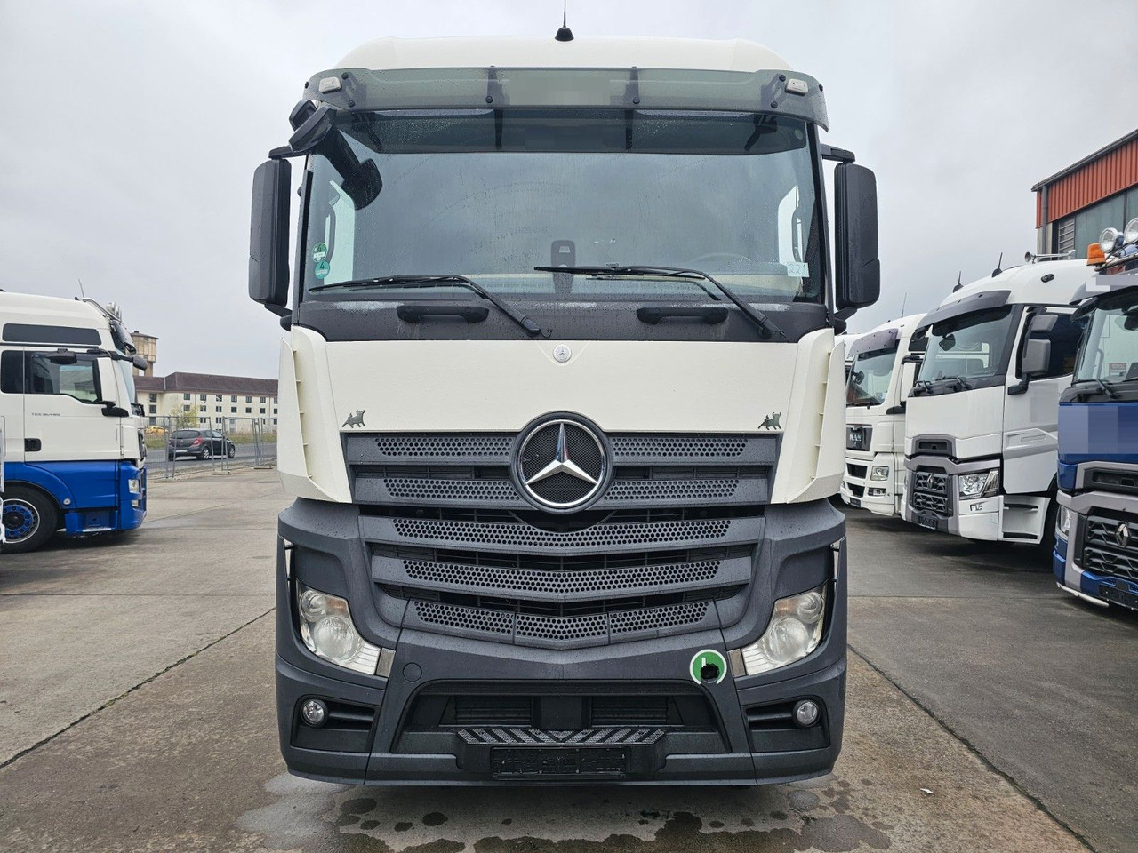 Mercedes-Benz ACTROS 2542 * VOLLLUFT * RETARDER * STANDH * BÄR - Kamion sa golom šasijom i zatvorenom kabinom: slika 2 Mercedes-Benz ACTROS 2542 * VOLLLUFT * RETARDER * STANDH * BÄR - Kamion sa golom šasijom i zatvorenom kabinom: slika 2
