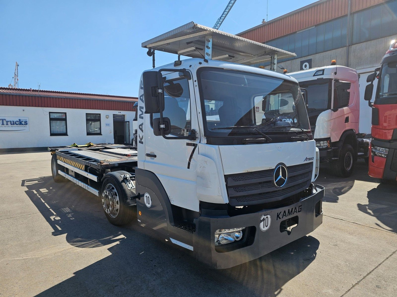Mercedes-Benz KAMAG * WBH25 * UMSETZER * KLIMA * STANDHEIZ. * - Kamion za prevoz kontejnera/ Kamion sa promenjivim sandukom: slika 3 Mercedes-Benz KAMAG * WBH25 * UMSETZER * KLIMA * STANDHEIZ. * - Kamion za prevoz kontejnera/ Kamion sa promenjivim sandukom: slika 3