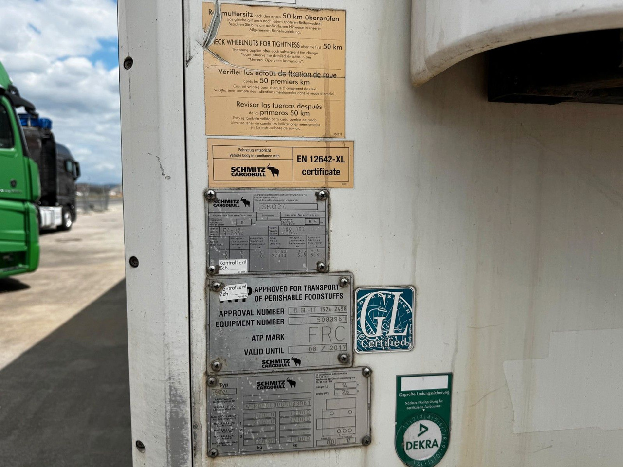 Schmitz Cargobull SKO 24 * CARRIER 1550 * DOPPELSTOCK * PALETTEN - Poluprikolica hladnjače: slika 4 Schmitz Cargobull SKO 24 * CARRIER 1550 * DOPPELSTOCK * PALETTEN - Poluprikolica hladnjače: slika 4