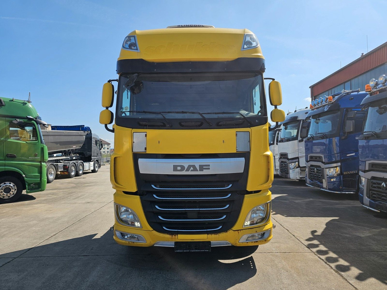 DAF XF 460 FT*STANDKLIMA/-HEIZUNG * RETARDER * TEMPO - Tegljač: slika 2 DAF XF 460 FT*STANDKLIMA/-HEIZUNG * RETARDER * TEMPO - Tegljač: slika 2