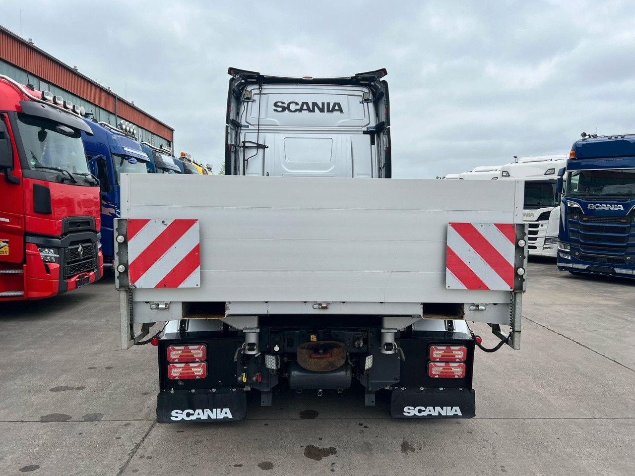Scania S 650 * LEDER *PR. AUFBAU * ACC * STANDKLIMA * - Tegljač: slika 5 Scania S 650 * LEDER *PR. AUFBAU * ACC * STANDKLIMA * - Tegljač: slika 5