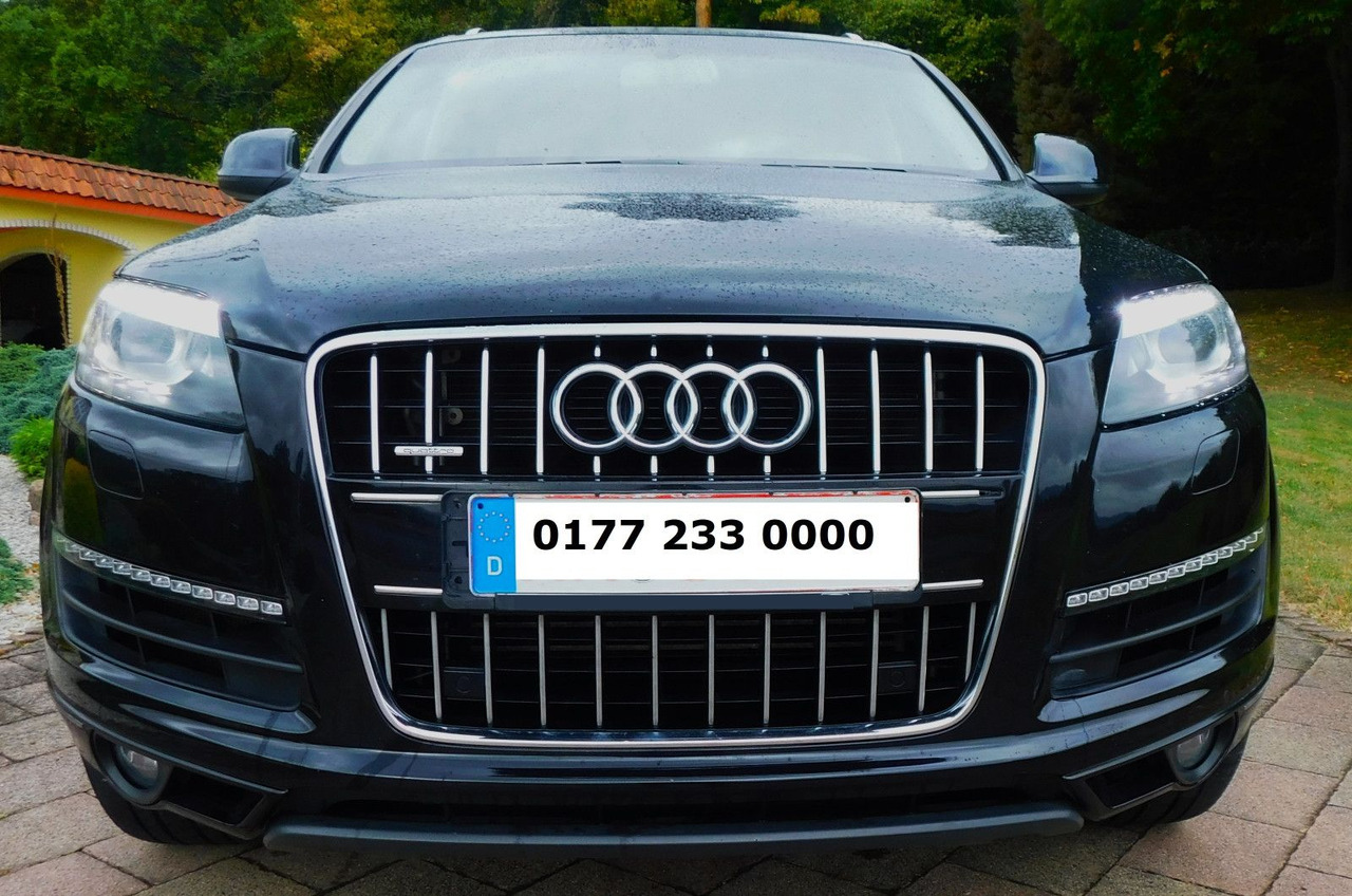 Audi Q7 3.0TFSI 7-Sitzer perfect for UA Export - SUV: slika 1 Audi Q7 3.0TFSI 7-Sitzer perfect for UA Export - SUV: slika 1