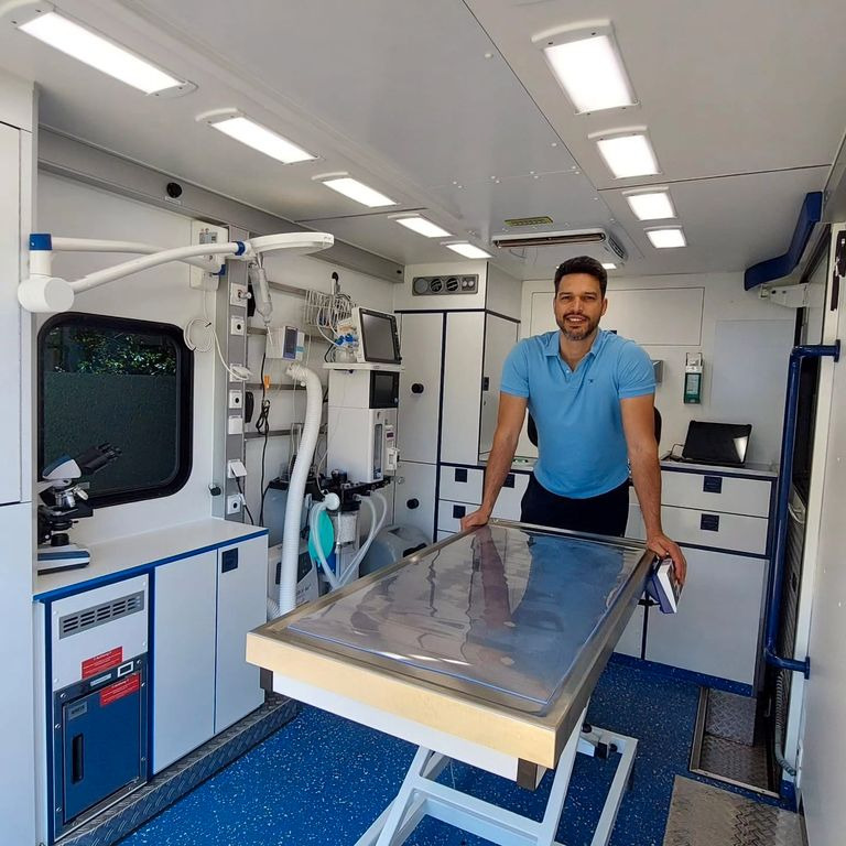 Mercedes-Benz Sprinter 519 Tierarzt Garantie Mercedes-Benz Sprinter 519 Tierarzt Garantie - Vozilo hitne pomoći: slika 5 Mercedes-Benz Sprinter 519 Tierarzt Garantie Mercedes-Benz Sprinter 519 Tierarzt Garantie - Vozilo hitne pomoći: slika 5