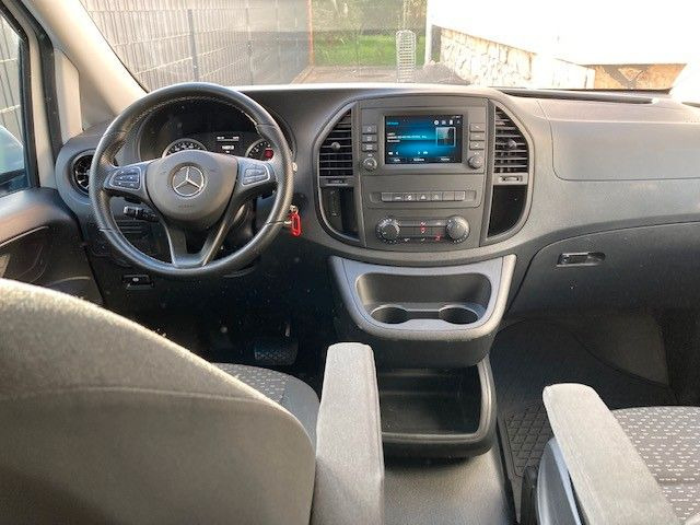 Putnički kombi Mercedes-Benz Vito Mixto 116 CDI RWD kompakt: slika 13 Putnički kombi Mercedes-Benz Vito Mixto 116 CDI RWD kompakt: slika 13