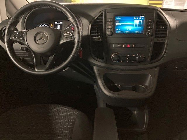 Putnički kombi Mercedes-Benz Vito Mixto 116 CDI RWD kompakt: slika 10 Putnički kombi Mercedes-Benz Vito Mixto 116 CDI RWD kompakt: slika 10