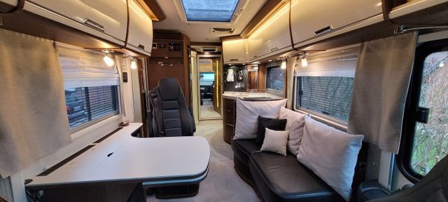 Niesmann + Bischoff Flair 880 BE - Integrisani kamper: slika 3 Niesmann + Bischoff Flair 880 BE - Integrisani kamper: slika 3