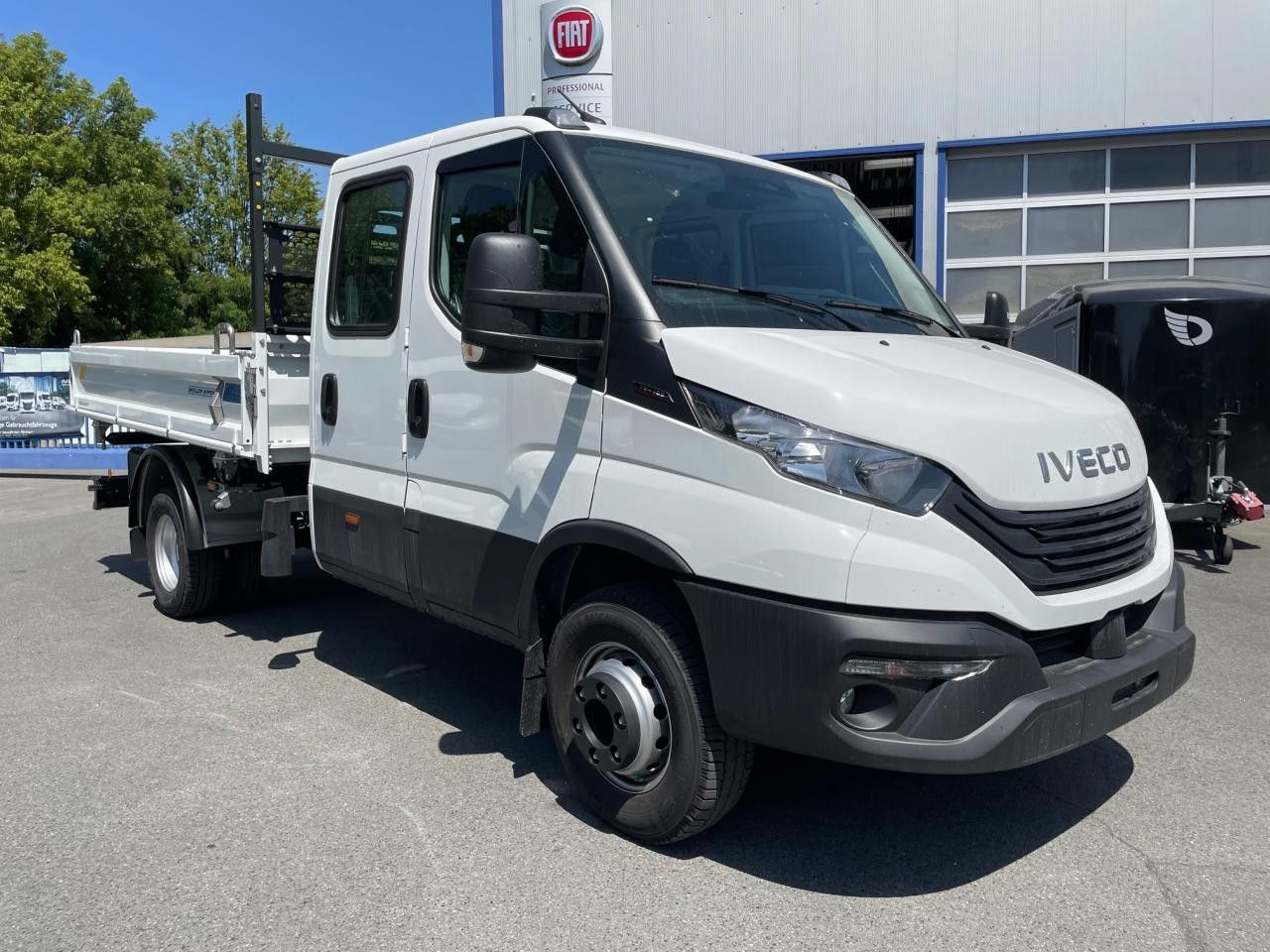 Iveco Daily 70C18H DK - Dostavno vozilo kiper: slika 2 Iveco Daily 70C18H DK - Dostavno vozilo kiper: slika 2