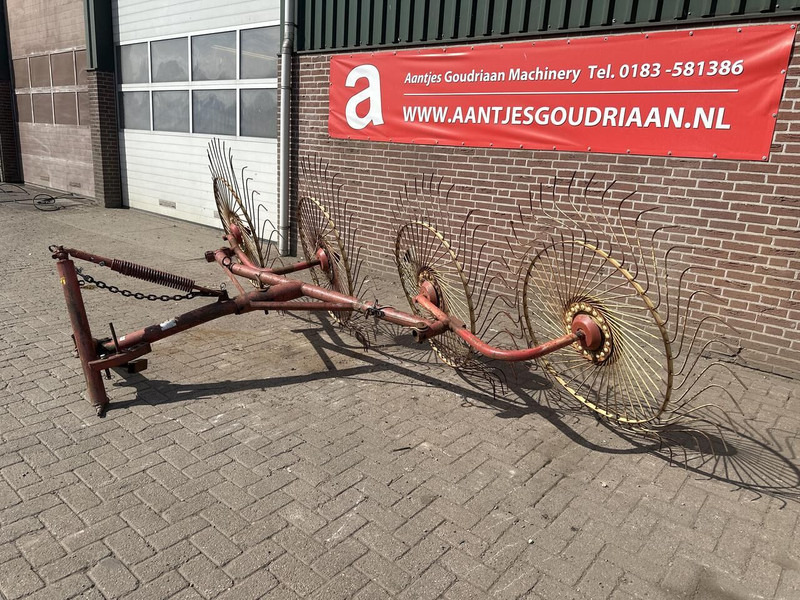 4 bords gedragen acrobaat - Gebruikt - Prevrtač/ Grabuljač: slika 2 4 bords gedragen acrobaat - Gebruikt - Prevrtač/ Grabuljač: slika 2