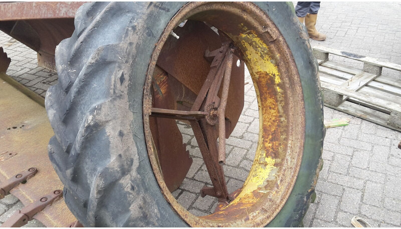 Goodyear dubbellucht - Guma za Poljoprivredna mašina: slika 1 Goodyear dubbellucht - Guma za Poljoprivredna mašina: slika 1