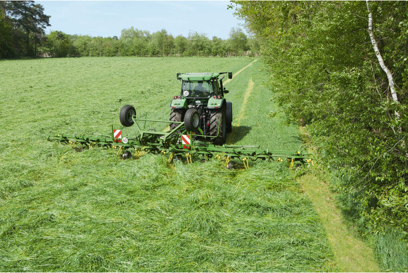 Krone getrokken schudders KWT met wielstel - Prevrtač/ Grabuljač: slika 3 Krone getrokken schudders KWT met wielstel - Prevrtač/ Grabuljač: slika 3