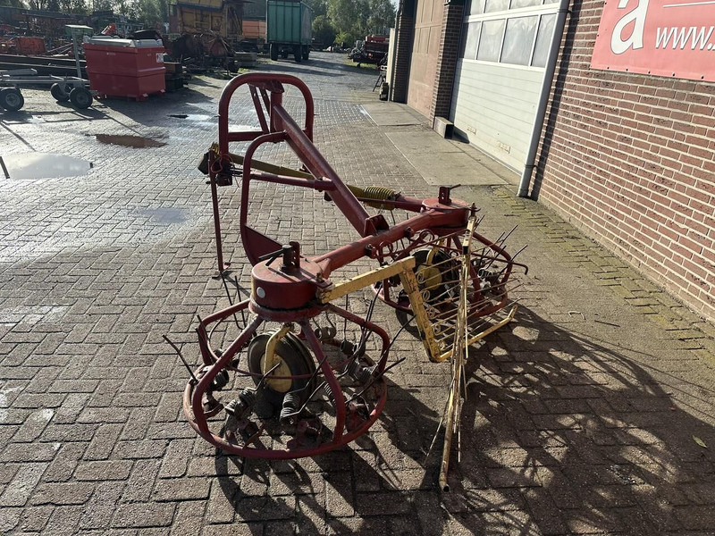 Onbekend  - Prevrtač/ Grabuljač: slika 3 Onbekend  - Prevrtač/ Grabuljač: slika 3