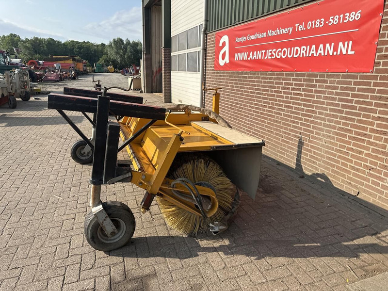 Onbekend Rolbezem - Metle: slika 2 Onbekend Rolbezem - Metle: slika 2