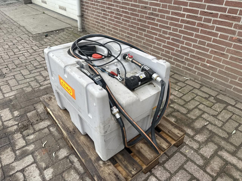 Dieseltank 200 liter - Gebruikt - Kamion cisterna: slika 2 Dieseltank 200 liter - Gebruikt - Kamion cisterna: slika 2