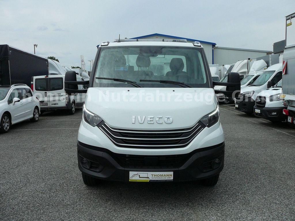 Iveco DAILY 70C18 Schiebeplateu Hubbrille Luftfed Navi Iveco DAILY 70C18 Schiebeplateu Hubbrille Luftfed Navi - Šlep vozilo, Dostavno vozilo: slika 4 Iveco DAILY 70C18 Schiebeplateu Hubbrille Luftfed Navi Iveco DAILY 70C18 Schiebeplateu Hubbrille Luftfed Navi - Šlep vozilo, Dostavno vozilo: slika 4