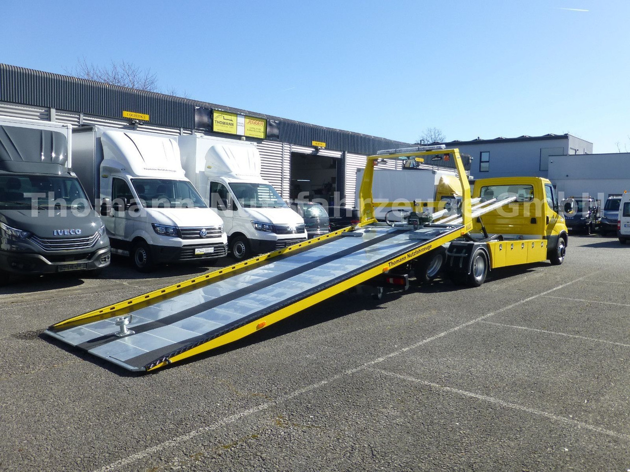 Iveco DAILY 72C18 Schiebeplateu Luftfed Navi - Šlep vozilo: slika 5 Iveco DAILY 72C18 Schiebeplateu Luftfed Navi - Šlep vozilo: slika 5