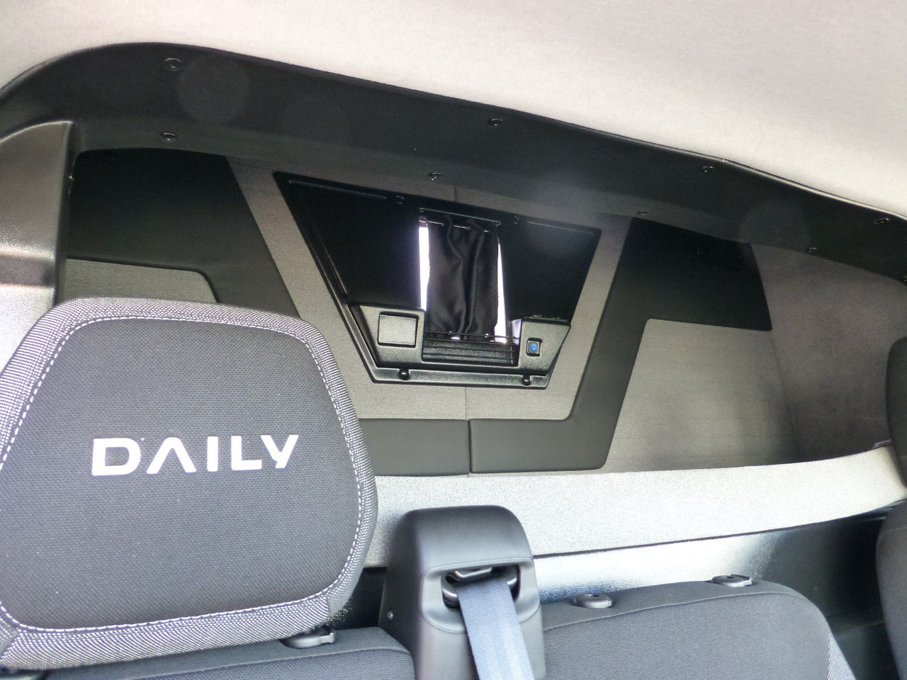 Šlep vozilo Iveco Daily 35S18 Autotransporter  NAVI Schlafkabine: slika 20