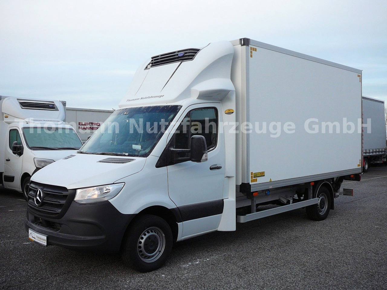 Mercedes-Benz Sprinter 317 CDI Kühlkoffer Xarios 300 LBW - Dostavno vozilo hladnjača: slika 1 Mercedes-Benz Sprinter 317 CDI Kühlkoffer Xarios 300 LBW - Dostavno vozilo hladnjača: slika 1