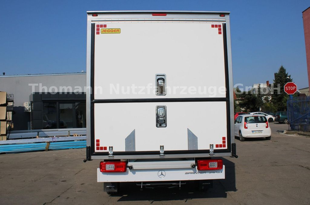 Mercedes-Benz Sprinter 319 CDI Kühlkammer/Verkauf - Dostavno vozilo hladnjača: slika 3 Mercedes-Benz Sprinter 319 CDI Kühlkammer/Verkauf - Dostavno vozilo hladnjača: slika 3