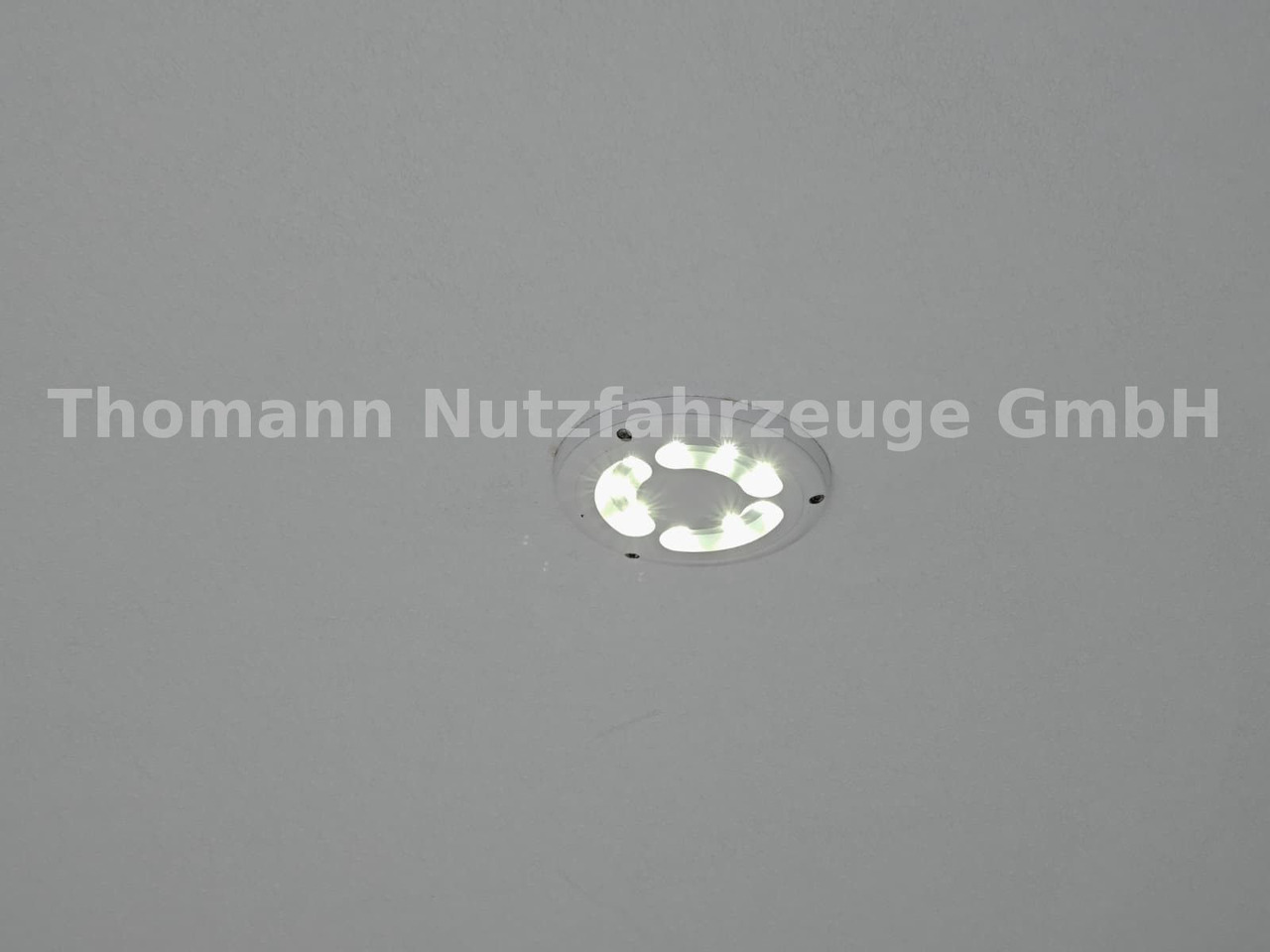 Dostavno vozilo hladnjača Mercedes-Benz Sprinter 319 CDI Kühlkoffer Xarios 300 LBW: slika 16 Dostavno vozilo hladnjača Mercedes-Benz Sprinter 319 CDI Kühlkoffer Xarios 300 LBW: slika 16