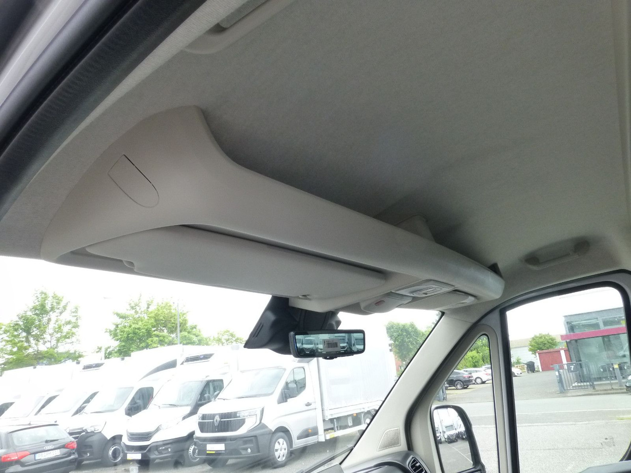 Dostavno vozilo hladnjača Peugeot Boxer Kühlkastenwagen Carrier Xarios 300 GH Navi: slika 20 Dostavno vozilo hladnjača Peugeot Boxer Kühlkastenwagen Carrier Xarios 300 GH Navi: slika 20