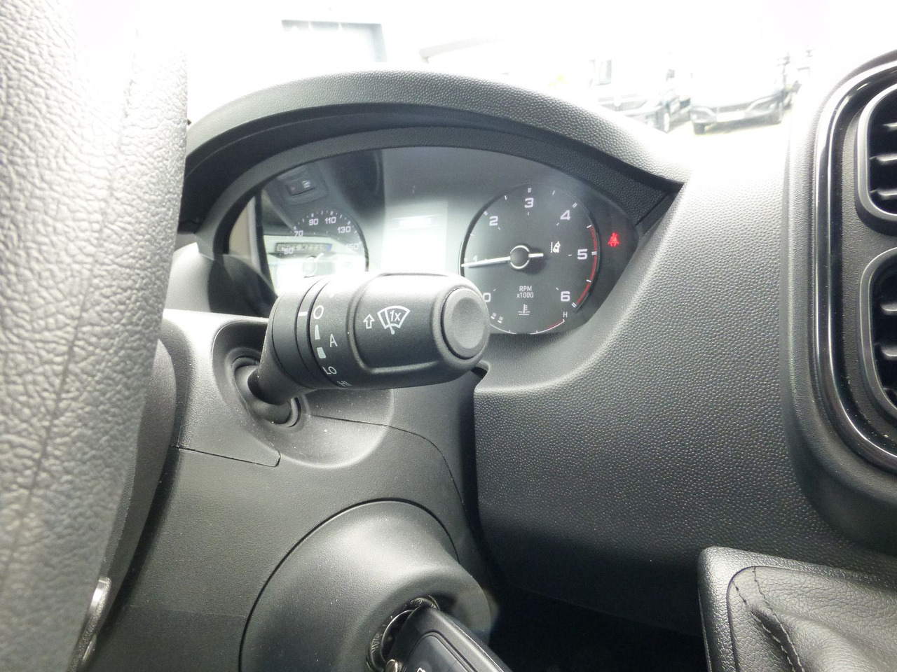 Dostavno vozilo hladnjača Peugeot Boxer Kühlkastenwagen Carrier Xarios 300 GH Navi: slika 18 Dostavno vozilo hladnjača Peugeot Boxer Kühlkastenwagen Carrier Xarios 300 GH Navi: slika 18