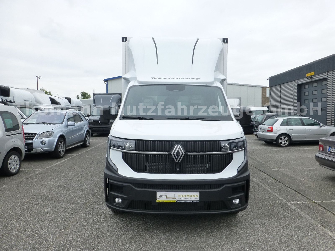 Renault NEW Master 2025 Koffer mit BÄR Ladebordwand - Dostavno vozilo sa zatvorenim sandukom: slika 3 Renault NEW Master 2025 Koffer mit BÄR Ladebordwand - Dostavno vozilo sa zatvorenim sandukom: slika 3