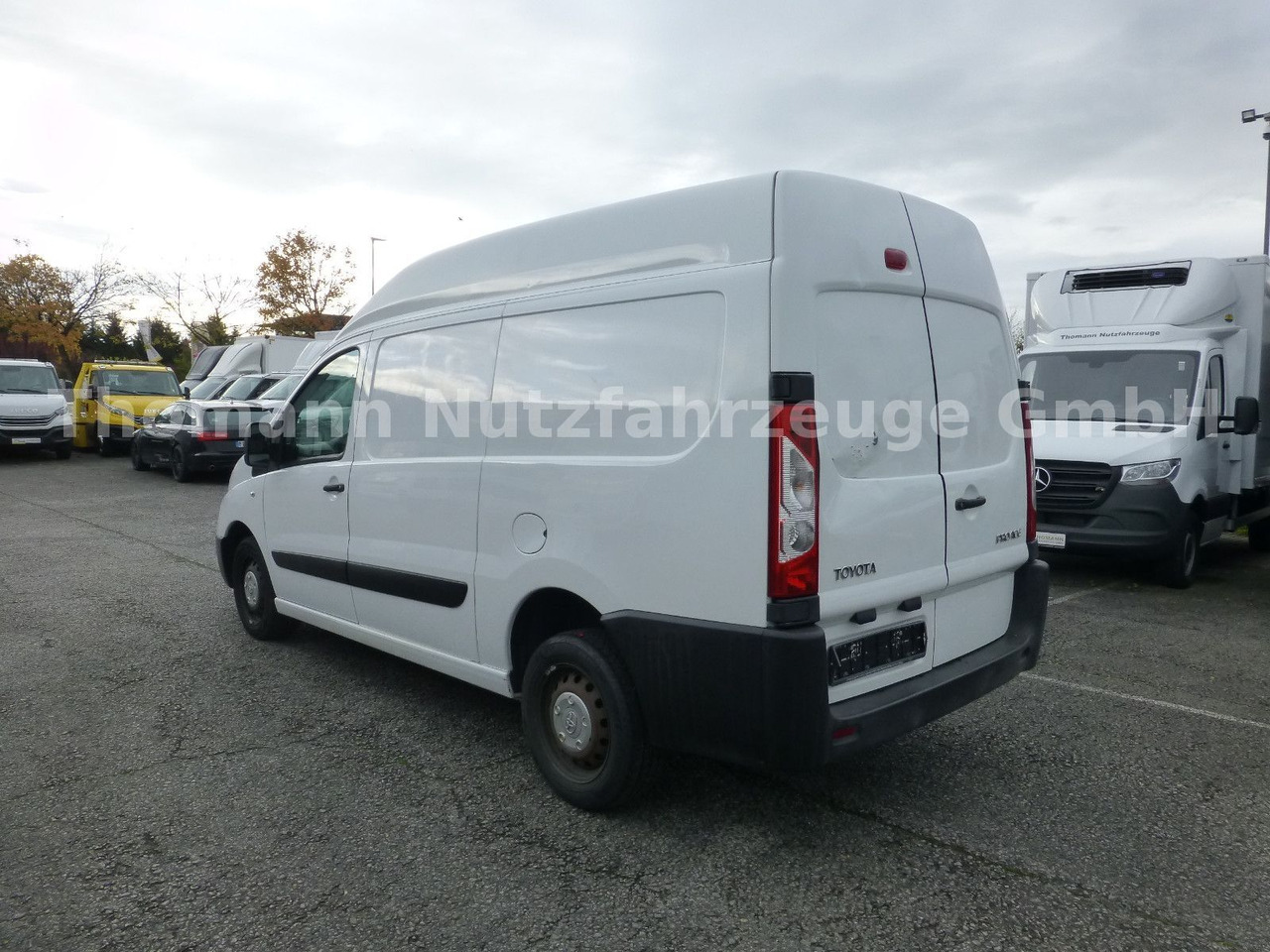 Toyota PROACE 2.0d L2H2 Klima Standheizung - Mali kombi: slika 4 Toyota PROACE 2.0d L2H2 Klima Standheizung - Mali kombi: slika 4