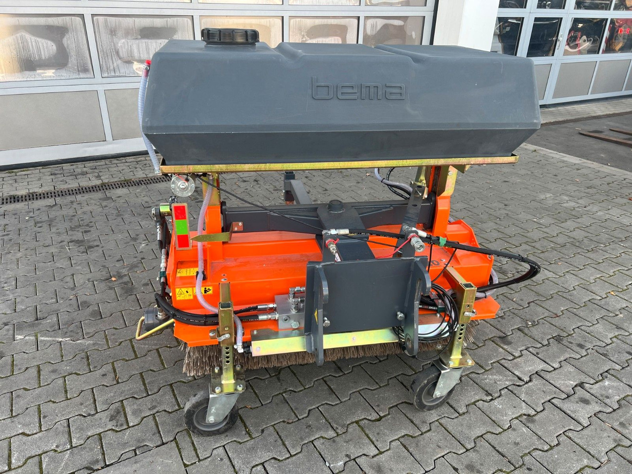 Metle Bema 20 BK Kehrmaschine / Kramer 5040 / 2023: slika 8 Metle Bema 20 BK Kehrmaschine / Kramer 5040 / 2023: slika 8