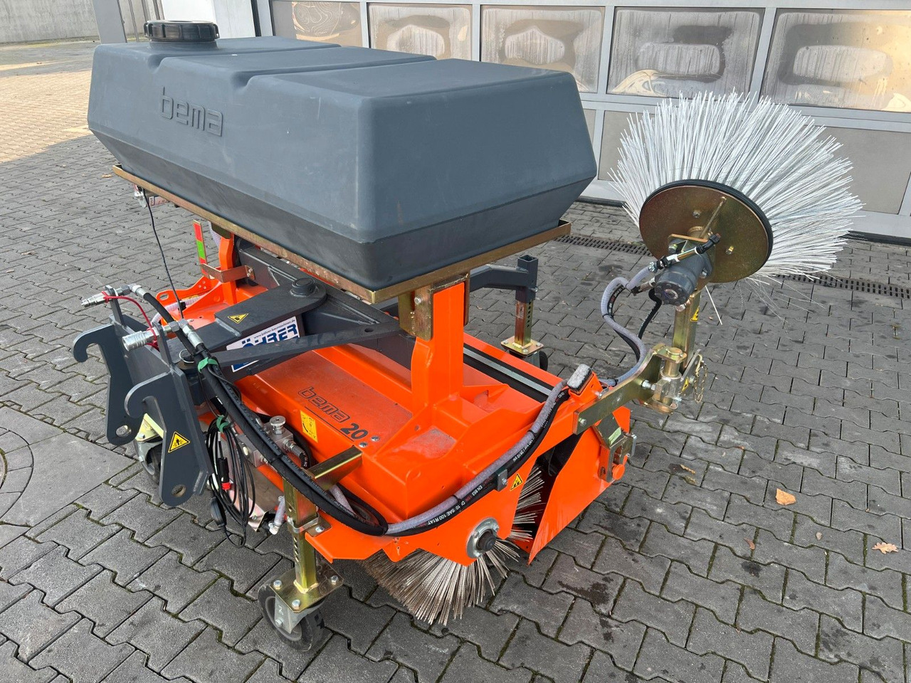 Metle Bema 20 BK Kehrmaschine / Kramer 5040 / 2023: slika 6 Metle Bema 20 BK Kehrmaschine / Kramer 5040 / 2023: slika 6