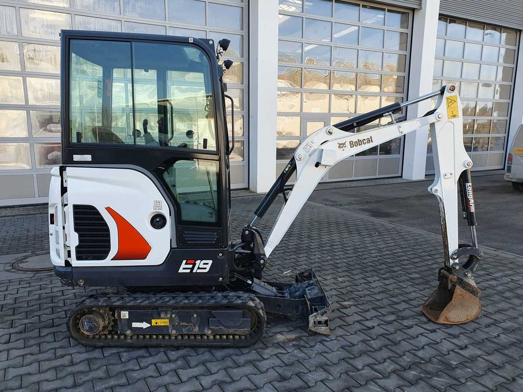 Bobcat E19 / MS01 / nur 423h! / 2023 / Tieflöffel 300mm Bobcat E19 / MS01 / nur 423h! / 2023 / Tieflöffel 300mm - Mini bager: slika 2 Bobcat E19 / MS01 / nur 423h! / 2023 / Tieflöffel 300mm Bobcat E19 / MS01 / nur 423h! / 2023 / Tieflöffel 300mm - Mini bager: slika 2
