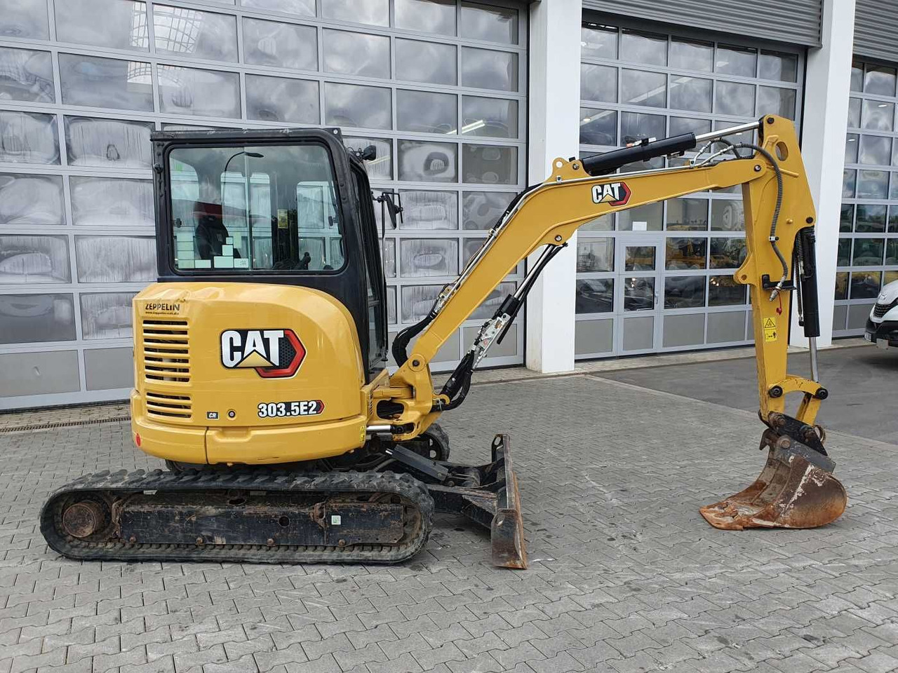 CAT 303.5E2CR / nur 2.107h! / 1x Tieflöffel / 2021 - Mini bager: slika 2 CAT 303.5E2CR / nur 2.107h! / 1x Tieflöffel / 2021 - Mini bager: slika 2