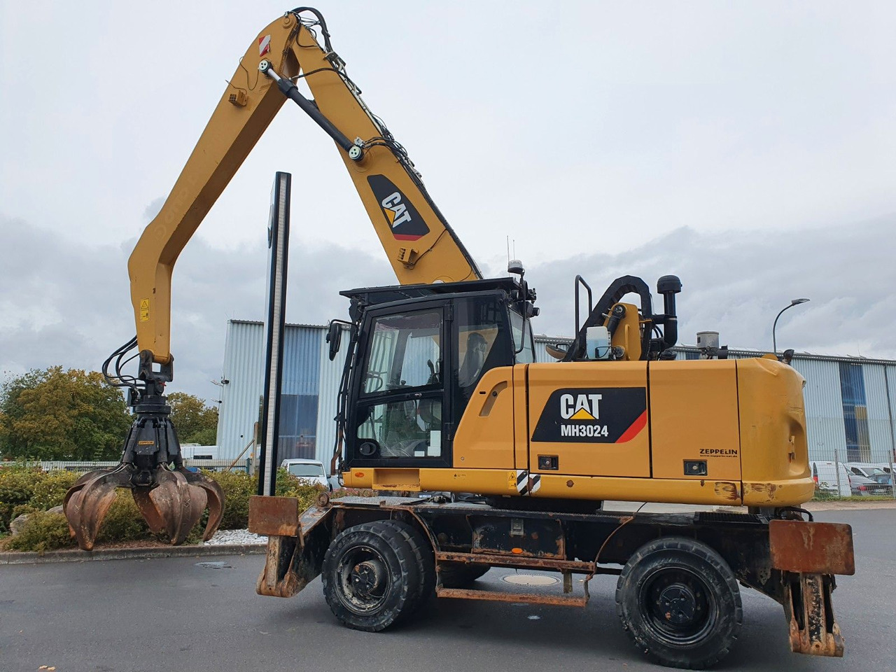 CAT MH3024 / MH 3024 / Greifer / 2018 / 9.424h - Bager točkaš: slika 4 CAT MH3024 / MH 3024 / Greifer / 2018 / 9.424h - Bager točkaš: slika 4