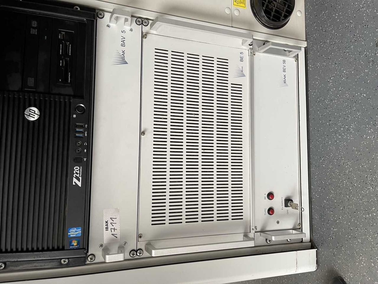 Druga mašina Mercedes-Benz Kanal Rohr TV Kamera Inspektion Ibak: slika 9 Druga mašina Mercedes-Benz Kanal Rohr TV Kamera Inspektion Ibak: slika 9