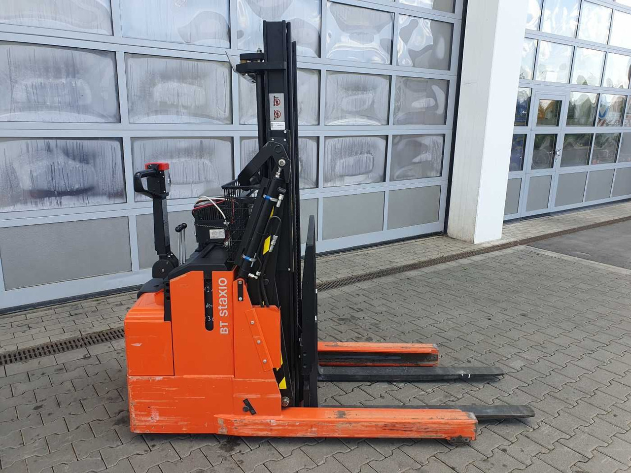 Toyota RWE 120 / Schubmaststapler / Duplex:2.9m / 257h! - Druga mašina: slika 3 Toyota RWE 120 / Schubmaststapler / Duplex:2.9m / 257h! - Druga mašina: slika 3