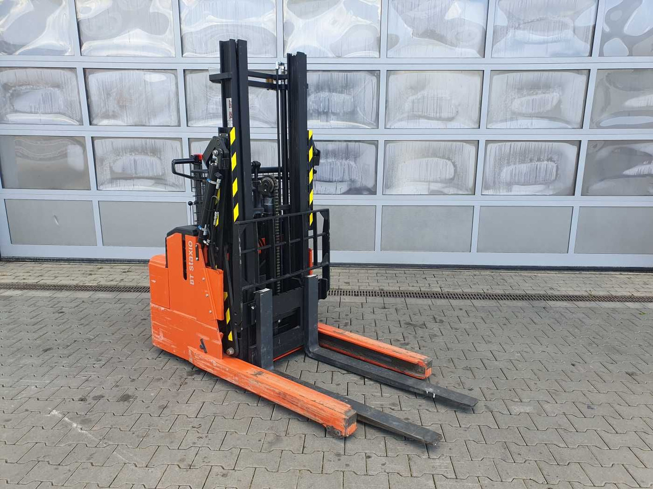 Toyota RWE 120 / Schubmaststapler / Duplex:2.9m / 257h! - Druga mašina: slika 2 Toyota RWE 120 / Schubmaststapler / Duplex:2.9m / 257h! - Druga mašina: slika 2