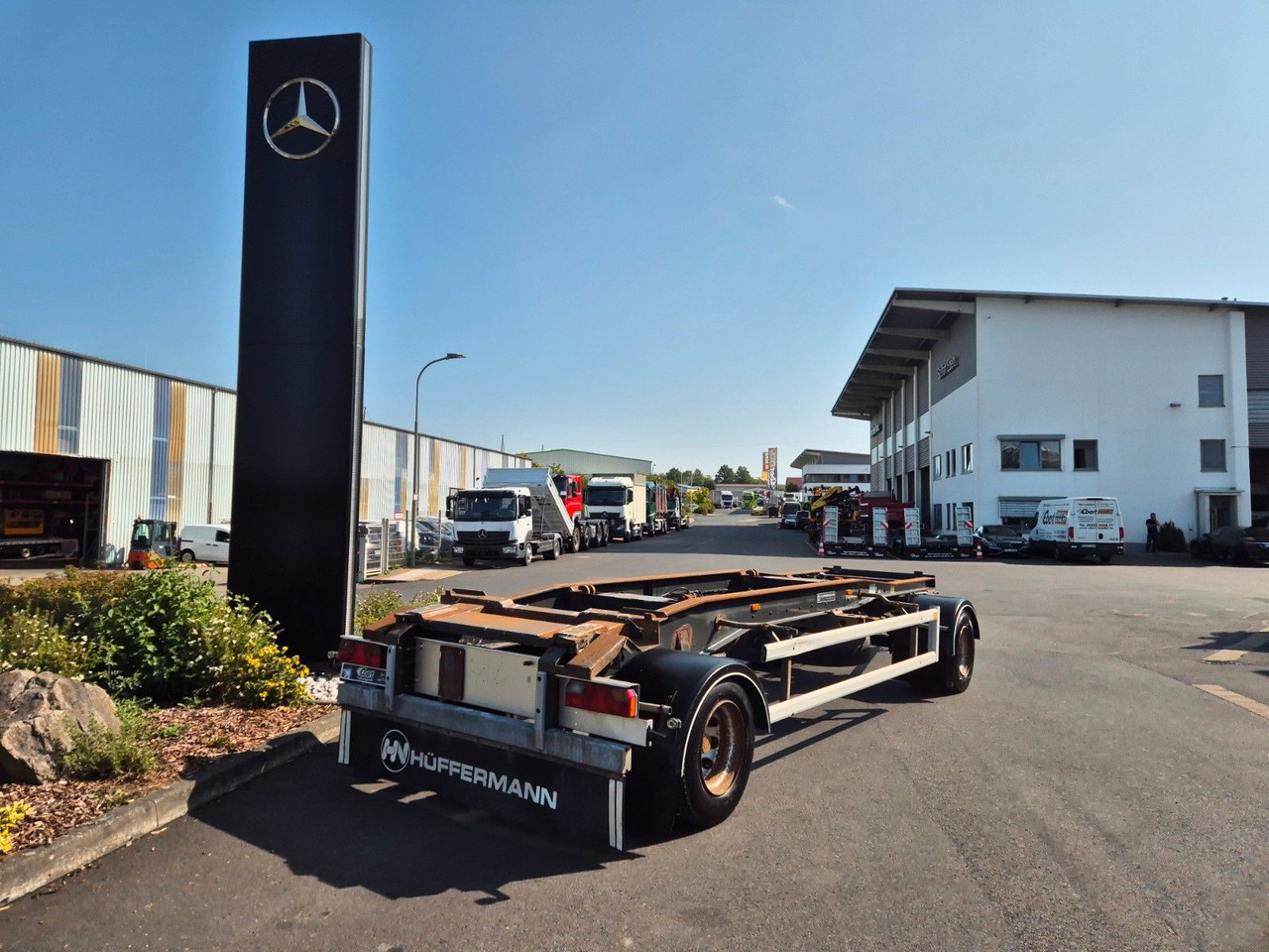 Hüffermann HSA 18.70 P BPW 14.582kg Nutzlast - Prikolica sa golom šasijom: slika 1 Hüffermann HSA 18.70 P BPW 14.582kg Nutzlast - Prikolica sa golom šasijom: slika 1